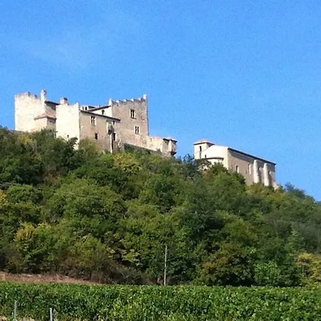 The Διαμέρισμα *